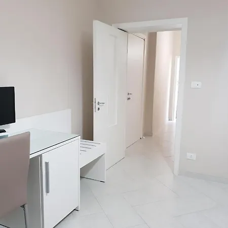 לינה וארוחת בוקר Atena גאליפולי