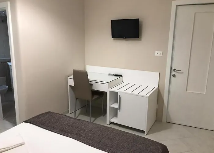 לינה וארוחת בוקר Atena גאליפולי