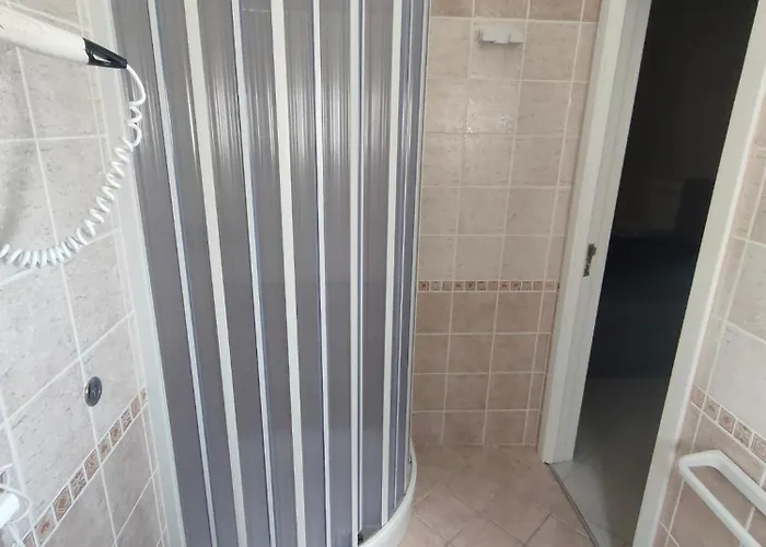 לינה וארוחת בוקר Atena גאליפולי